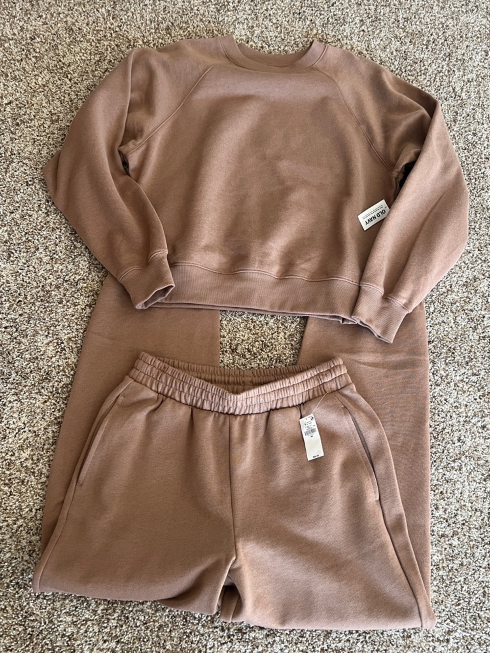 NEW Old Navy Matching Sweat Set SoComfy Crewneck Sweatshirt & Jogger Sweatpants